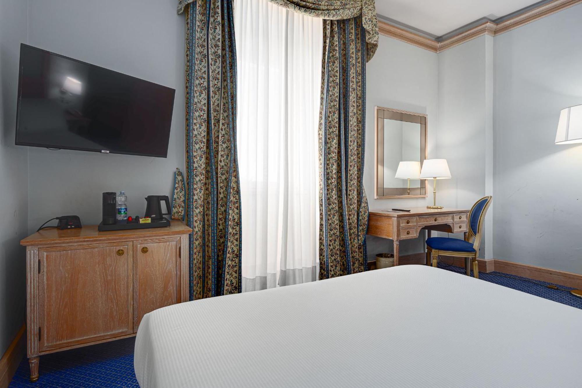 Hotel De La Ville Civitavecchia Cameră foto
